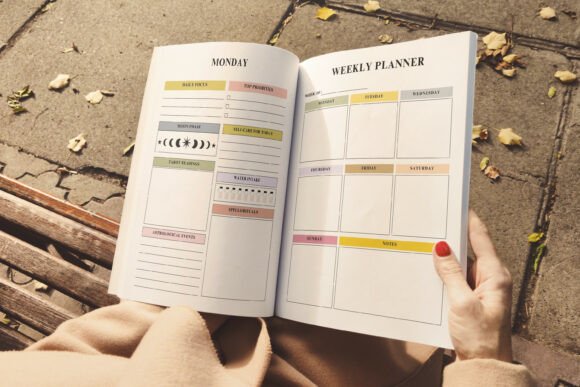 🧙♀️ 2026 Witchy Planner Canva Template - Image 5