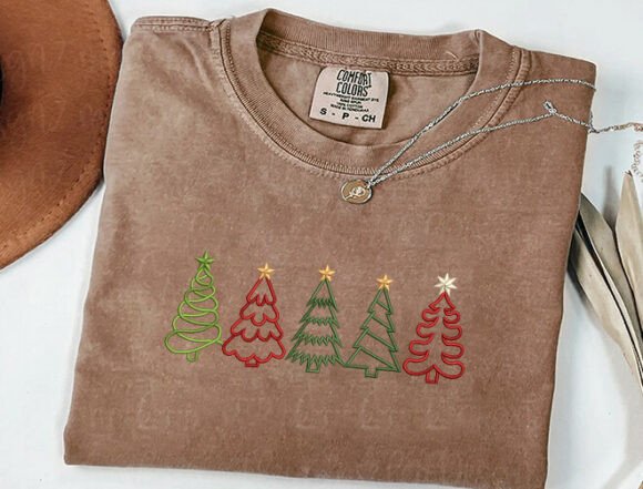 Christmas Tree Lights Embroidery Design - Image 3