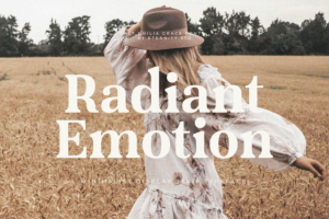 Alternative view of Et Emilia Grace Font