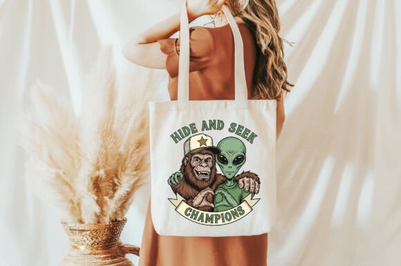 Funny Bigfoot and Alien PNG - Image 3