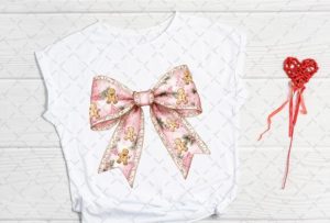 Alternative view of Pink Christmas Coquette Bow Gingerbread