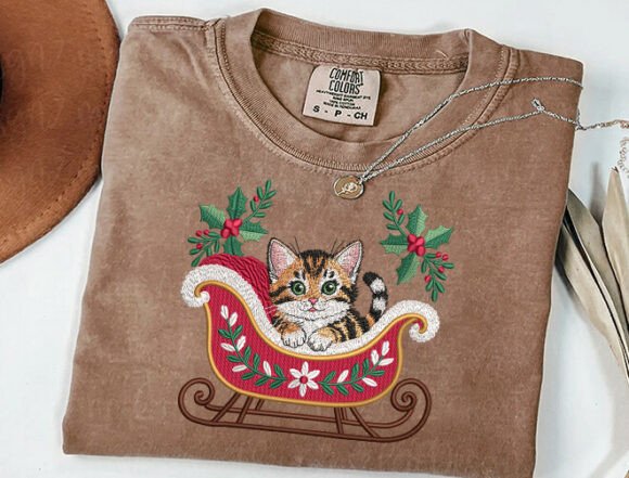 Sleigh Cat Christmas Embroidery Design - Image 3