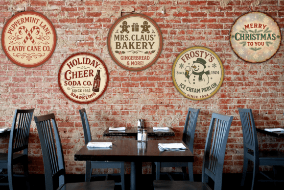 Vintage Christmas Round Signs Clipart - Image 7