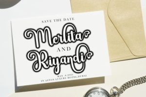 Alternative view of Carley Butterfly Font