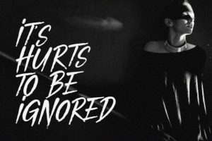 Alternative view of Death Rattle Font