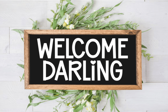 Girls Kisses Font - Image 4