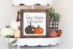 Alternative view of Harvest Hayride Font