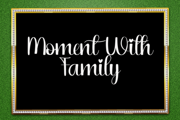 Holiday Christmas Font - Image 4