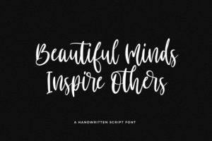 Alternative view of Kelly Brush Font