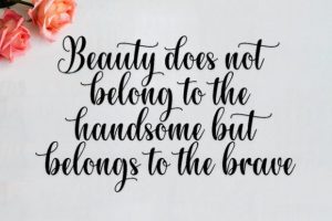 Alternative view of Mayla Font