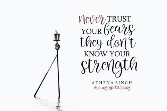 Miss Moonling Font - Image 2