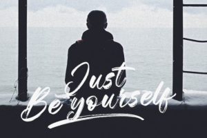 Alternative view of Sellyna Brush Font