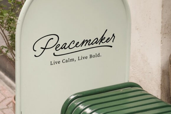 Smooth and Stable Font - Image 5