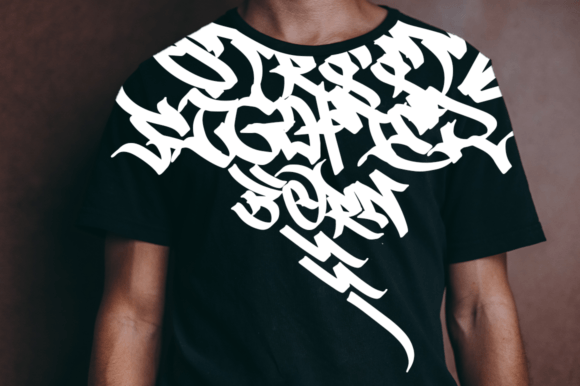 Snoopy Swap Font - Image 3